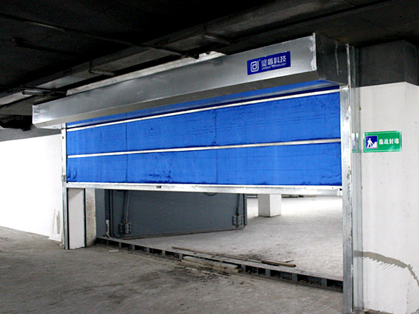 无机布防火卷帘门（卷轴式）