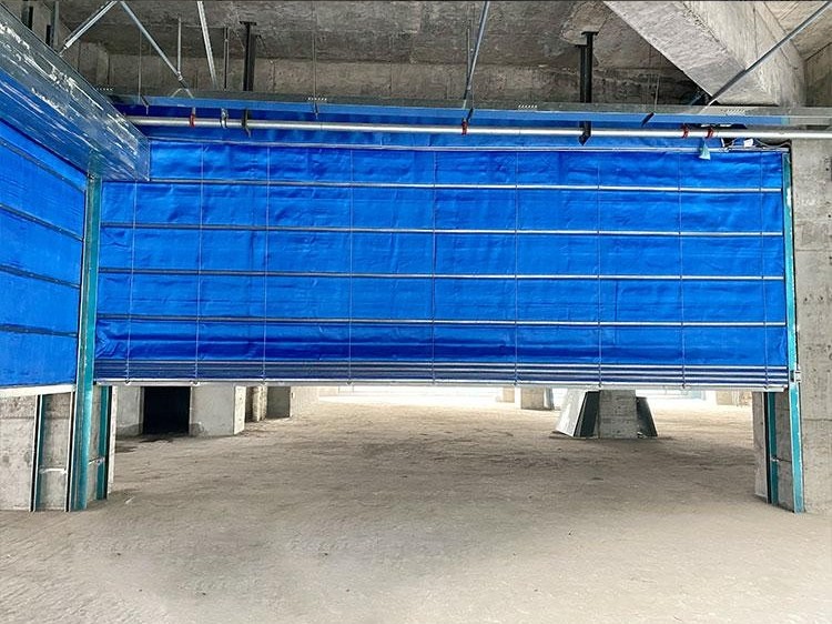 无机布防火卷帘（折叠式）